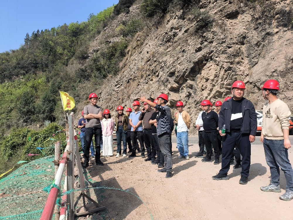 以學(xué)促進(jìn)，向新而行｜路橋集團(tuán)組織開(kāi)展項(xiàng)目亮點(diǎn)技術(shù)交流研討活動(dòng)